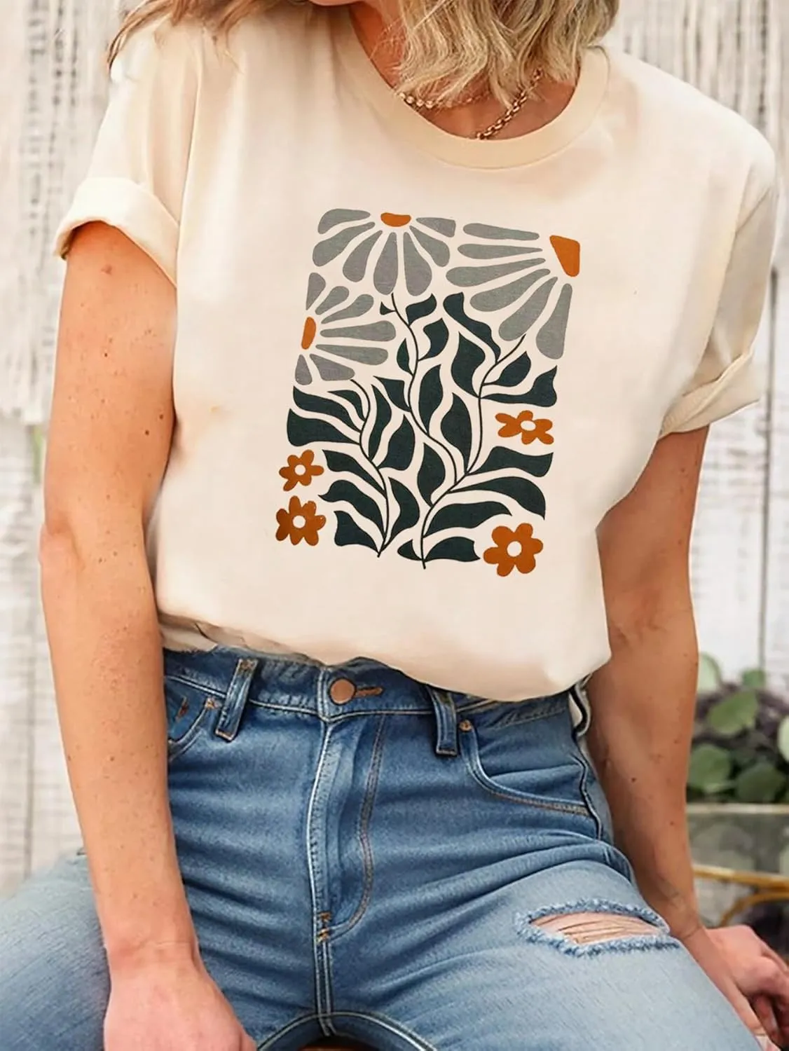 Floral Graphic Shirt Women Boho Wildflowers Tee Vintage Flower Tshirt Round Neck Loose Casual Short Sleeve Tops